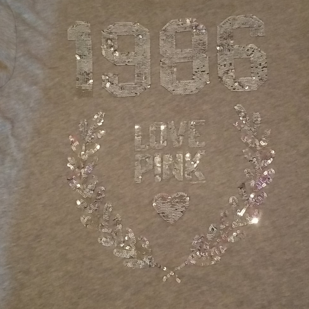 Large semi crop tshirt open to reasonable offers